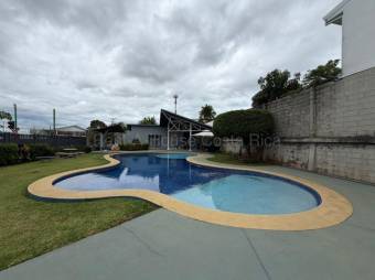 Venta de Casa en San Pablo de Heredia. RAH 26-1919
