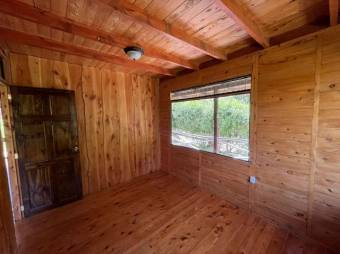 Venta de Cabaña en El Jardín de Dota, San José. RAH 26-1105