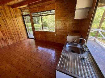 Venta de Cabaña en El Jardín de Dota, San José. RAH 26-1105