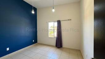 Casa en venta en Mata de Plátano con vista verde y espacio para 4 vehículos #26-1542 GS