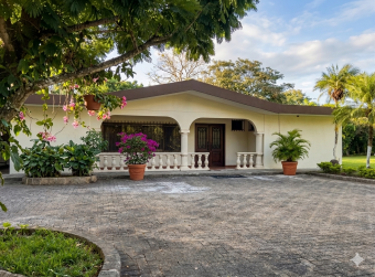 Quinta en Alquiler en Ciruelas de Alajuela  2.5 Hectáreas de Privacidad, Naturaleza y Exclusividad