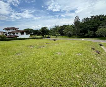 Lote de 881 m2 a la venta en Condominio Las Vueltas, Ciudad Hacienda Los Reyes, La Guacima.