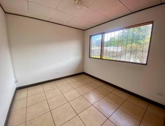 Propiedad en venta en Santo Domingo de Heredia con uso mixto y amplio parqueo #26-1893 GS