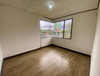 Propiedad en venta en Santo Domingo de Heredia con uso mixto y amplio parqueo #26-1893 GS
