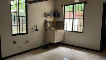 Venta de Casa en Garita de Alajuela. RAH 24-954 Venta de Casa en Garita de Alajuela. RAH 24-954