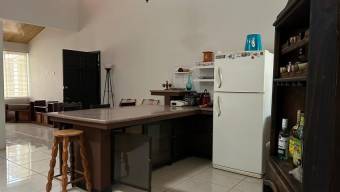 Venta de Casa en Garita de Alajuela. RAH 24-954 Venta de Casa en Garita de Alajuela. RAH 24-954
