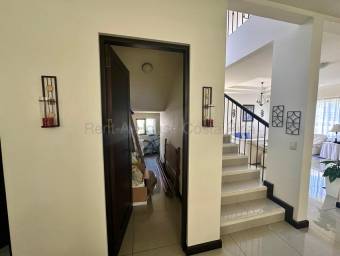 Venta de Casa en Curridabat-Granadilla. 