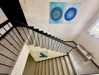 Venta de Casa en Curridabat-Granadilla. 