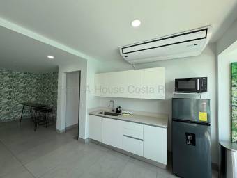 Se alquila apartamento en Escazú Centro 26-1681