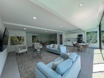 Se alquila apartamento en Escazú Centro 26-1681