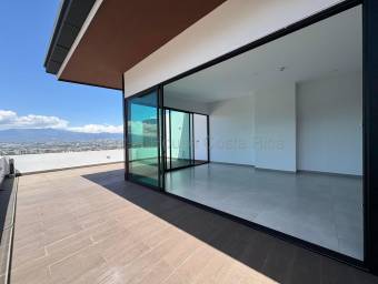 Se alquila apartamento en Escazú Centro 26-1681