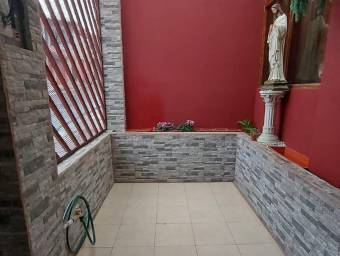 Se vende casa en San Francisco Heredia 26-620