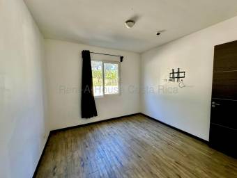 Se vende apartamento en San Pablo Heredia 26-1958