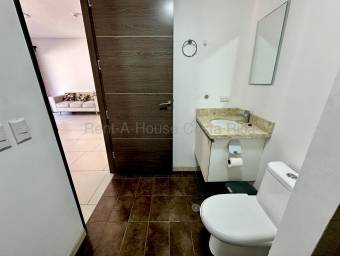 Se vende apartamento en San Pablo Heredia 26-1958