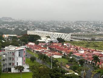 Se vende apartamento en Ulloa Heredia 26-854