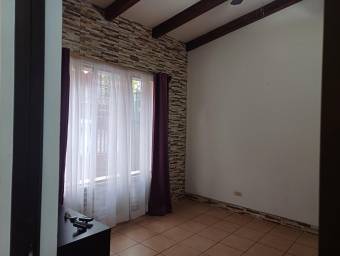 Se vende casa en Mora San José 25-1288