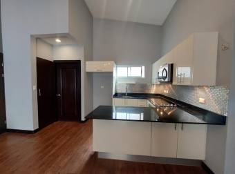 Venta de Hermoso Apartamento en la Guacima de Alajuela Venta de Hermoso Apartamento en la Guacima de Alajuela