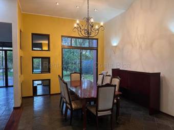 Venta de Casa en Pozos de Santa Ana.