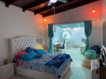 Se vende casa en Curridabat San José 26-687