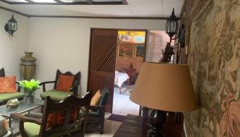 Se vende casa en Montes de Oca San José 26-96