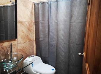 Se vende casa en Belén Heredia 26-987