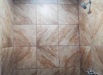 Se vende casa en Belén Heredia 26-987