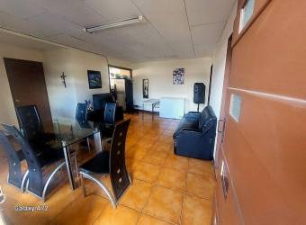 Venta de Propiedad con 3 Unidades en Moravia. 26-380