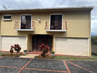 Se vende casa en Escazú San José 26-1085