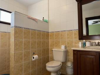 Se vende casa en Escazú San José 26-1085