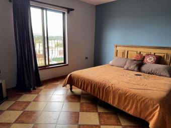 Se vende casa en Escazú San José 26-1085