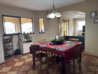 Se vende casa en Escazú San José 26-1085