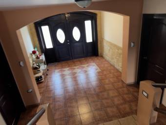 Se vende casa en Escazú San José 26-1085