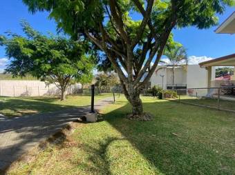 Venta de Casa de Lujo en Condominio Villas del Río, Alajuela. RAH 26-1970