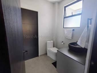 Venta de Casa de Lujo en Condominio Villas del Río, Alajuela. RAH 26-1970