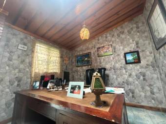 Venta de Casa en Vásquez Coronado-San Isidro. RAH 26-1964