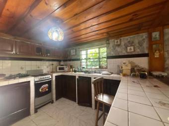 Venta de Casa en Vásquez Coronado-San Isidro. RAH 26-1964