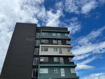 Se alquila apartamento en Santa Ana San José 26-1960
