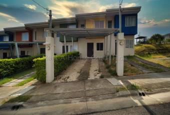 Se vende casa en San Pablo Heredia 26-1655