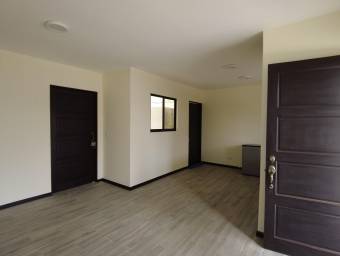 Se vende casa en San Rafael Heredia 26-160