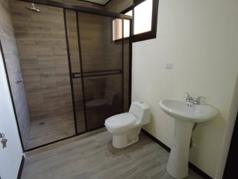 Se vende casa en San Rafael Heredia 26-160