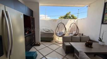 Se vende casa en Santo Domingo Heredia 26-1977