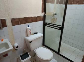 Venta de Casa en LOMAS AYARCO-Curridabat-Tirráses. RAH 25-1167