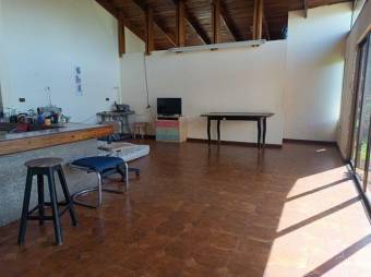 Venta de Casa en LOMAS AYARCO-Curridabat-Tirráses. RAH 25-1167