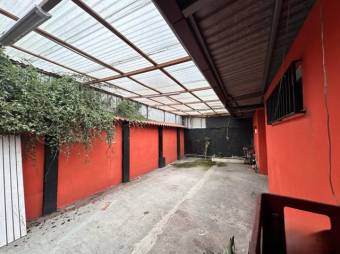 MLS-25-2044 KQ VENTA PLAZA COMERCIAL HEREDIA CENTRO CONTACTENOS AL # 88987222