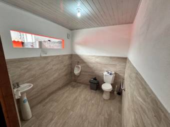 MLS-25-2044 LS VENTA PLAZA COMERCIAL HEREDIA CENTRO CONTACTENOS AL # 86127562