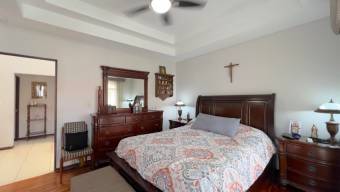 Hermosa Casa en venta en Curridabat MLS 26-945