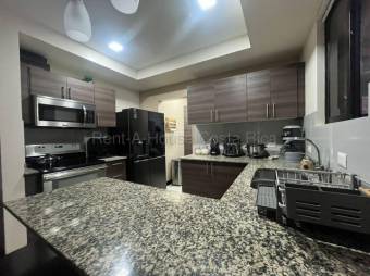Hermosa casa en venta en Lagunilla de Heredia MLS 26-1600