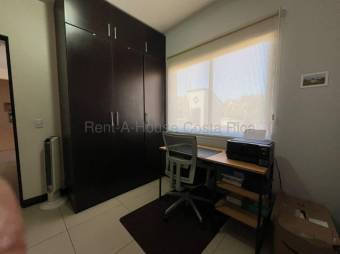 Hermosa casa en venta en Lagunilla de Heredia MLS 26-1600