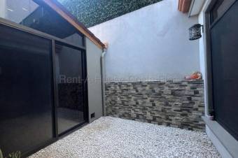 Hermosa casa en venta en Lagunilla de Heredia MLS 26-1600