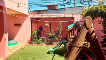 Casa en venta moderna y amplia en zona de alta plusvalía en San José #25-1770 GS